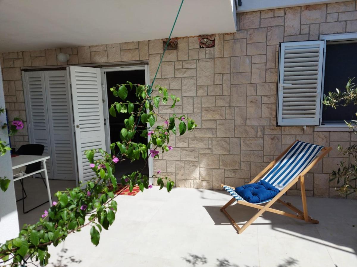Ra Apartment For 2 People In Bol Bagian luar foto